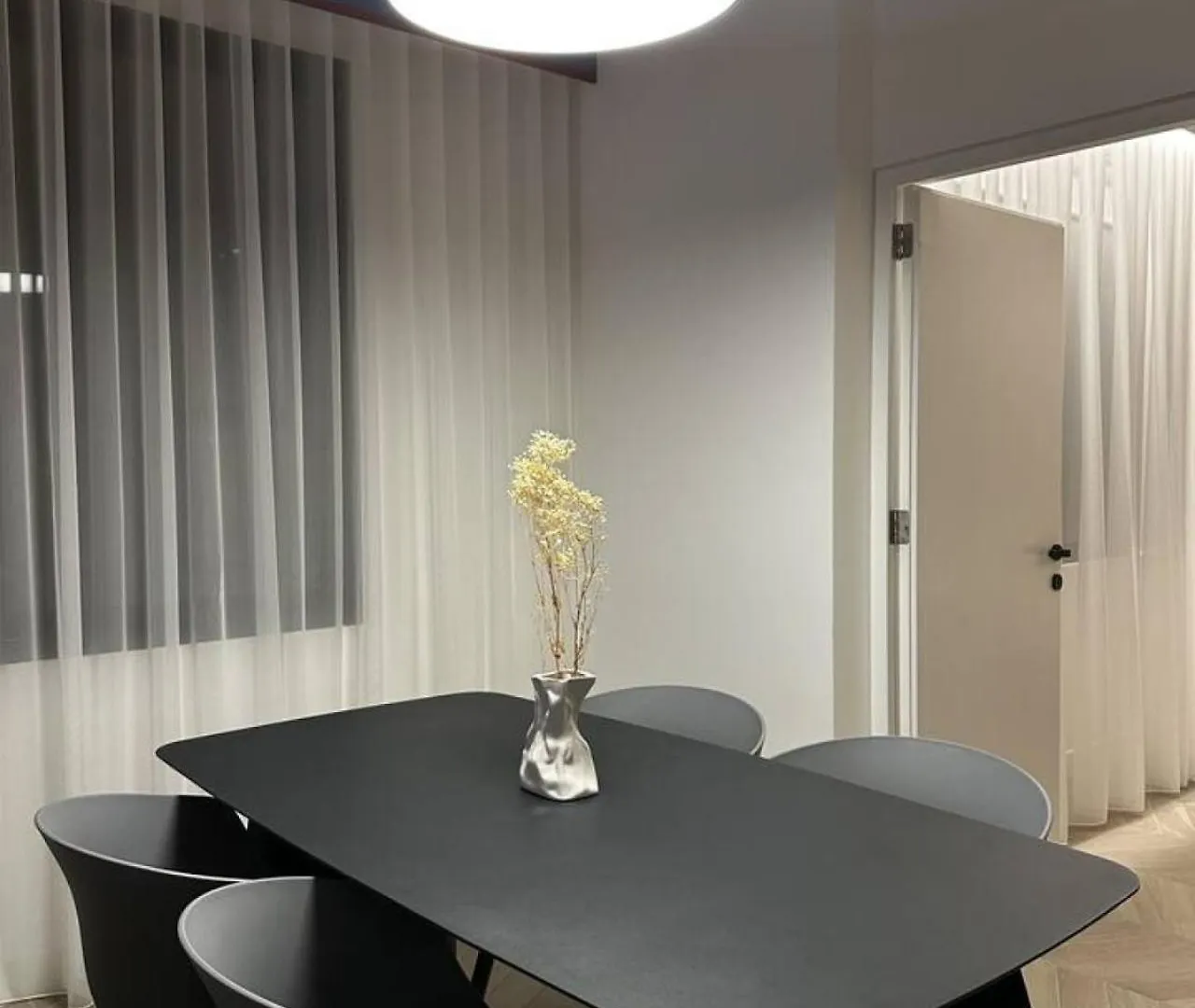 Appartamento Sol, 1Br Gemmayze Beirut Libano