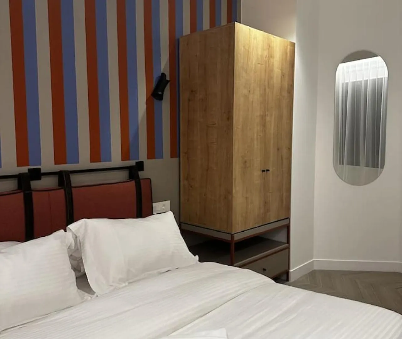Sol, 1Br Gemmayze Beirut